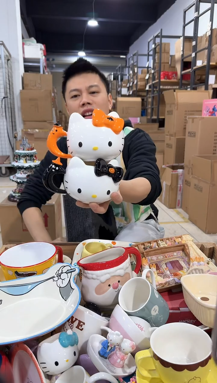 瓷片原盒万圣节kt猫头杯2件套