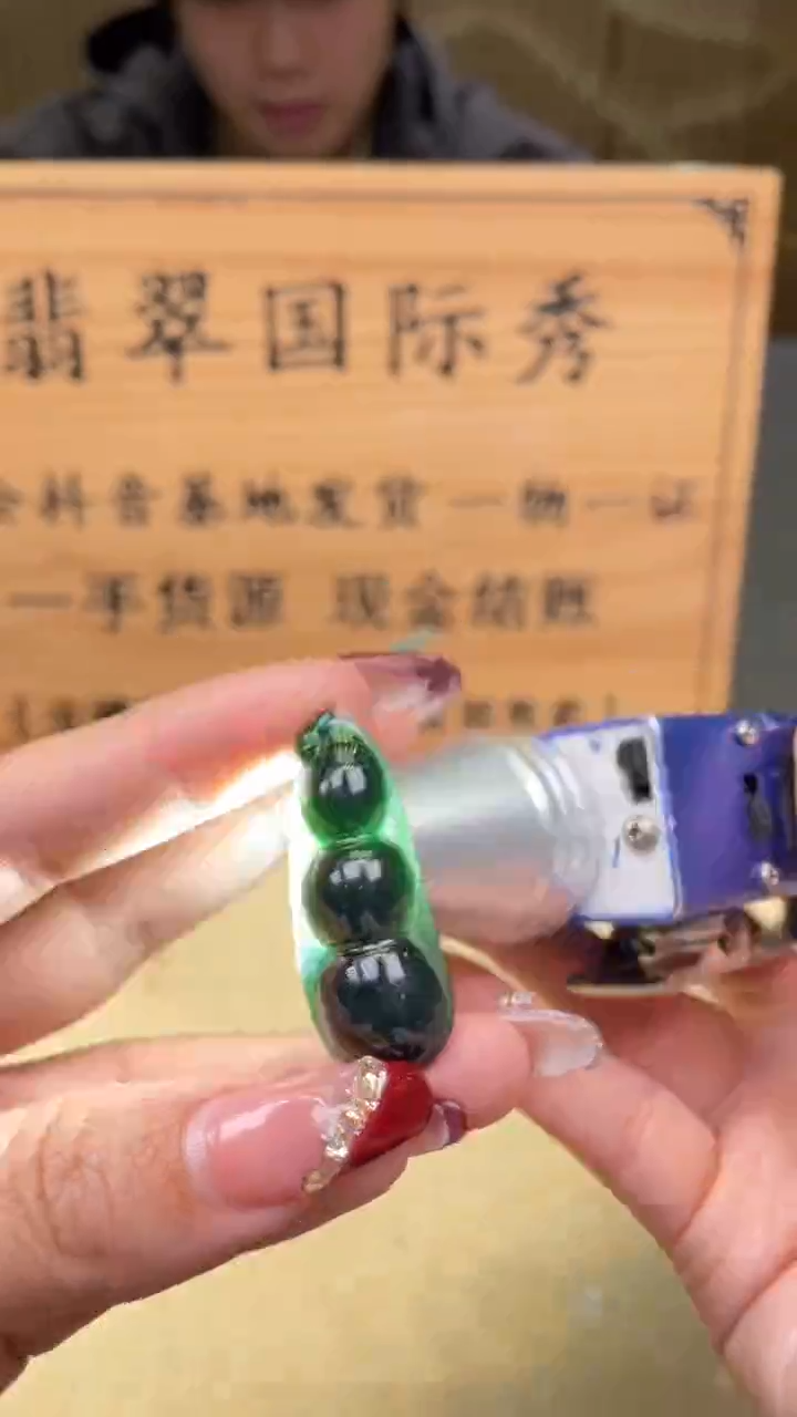 【闪购商品】定制翡翠未镶嵌       *625