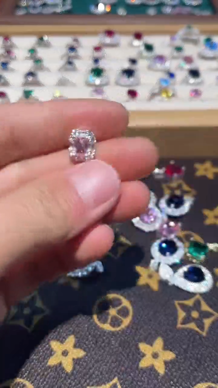 合金合成钻石长方耳钉