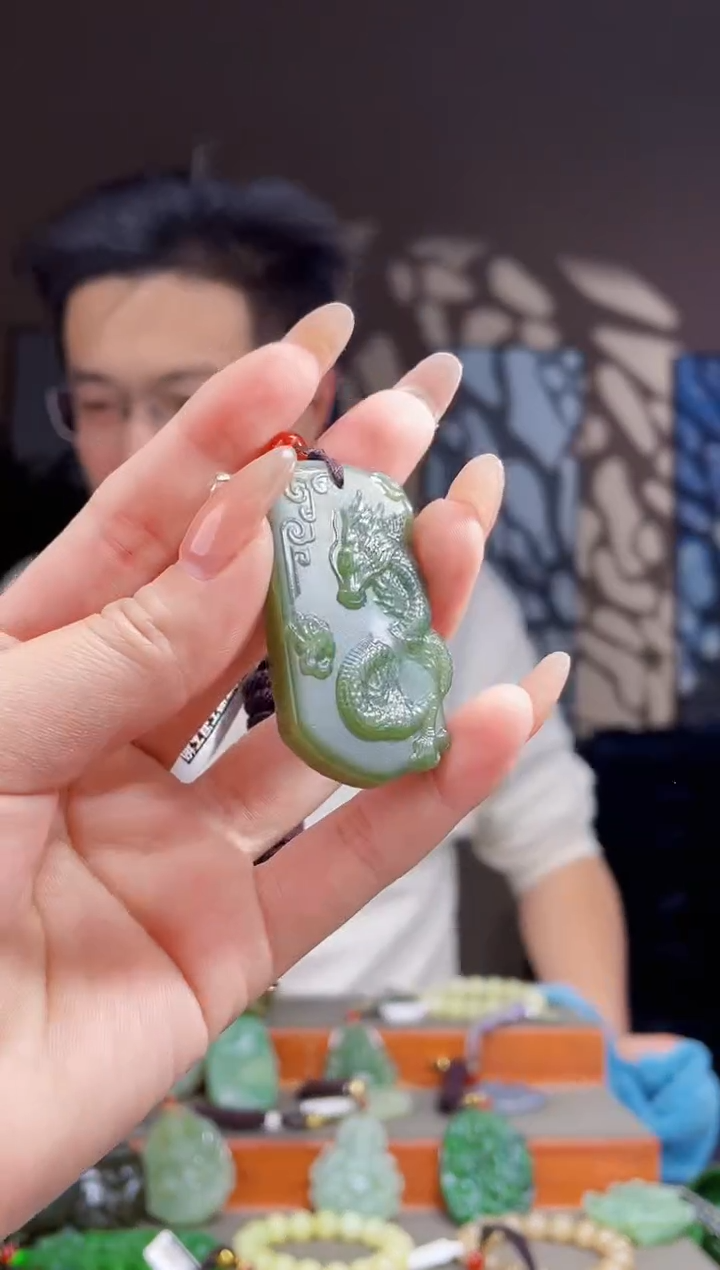 【闪购商品】和田玉颈饰未镶嵌拍一发一