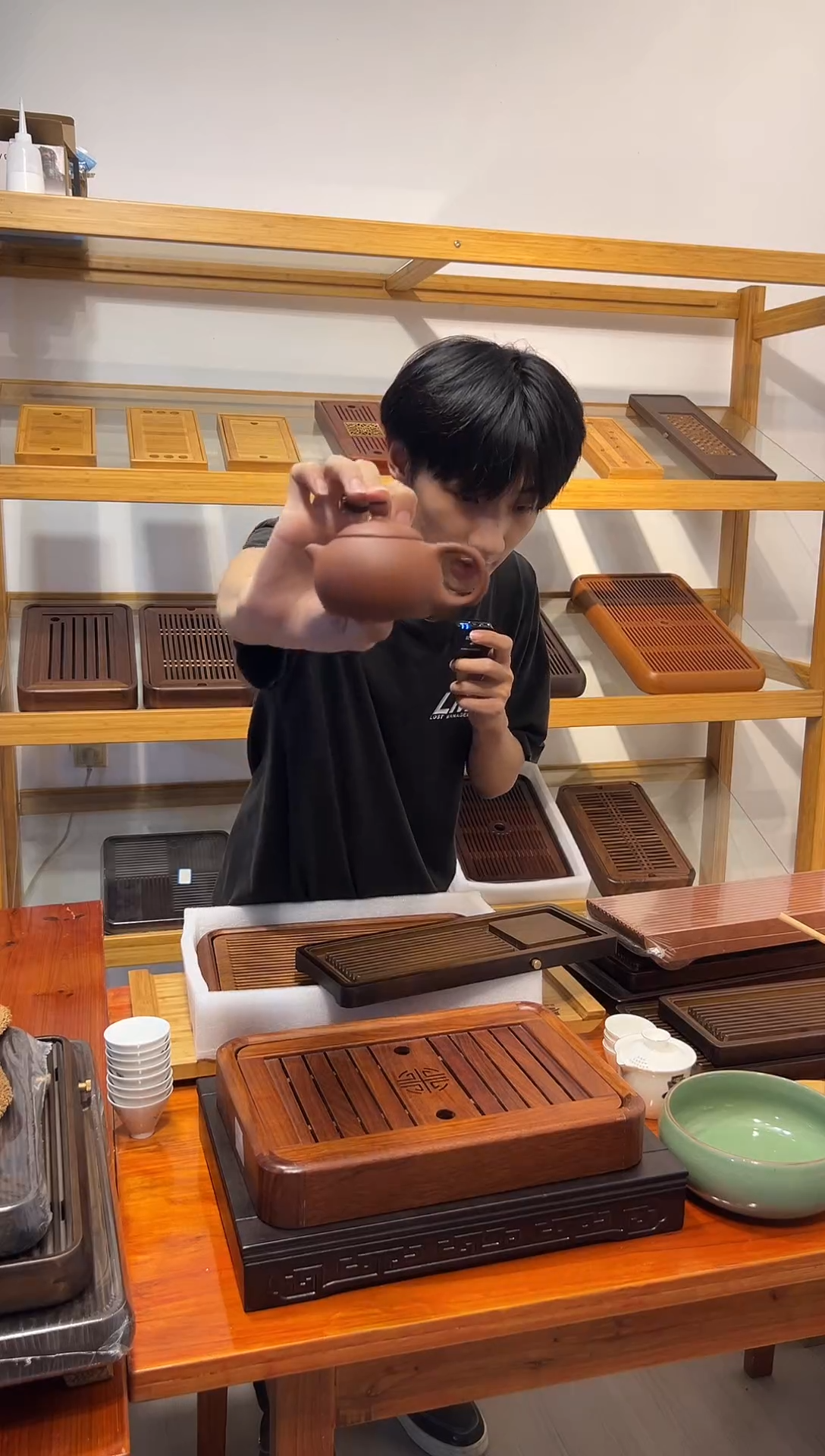 紫砂壶一个紫砂壶