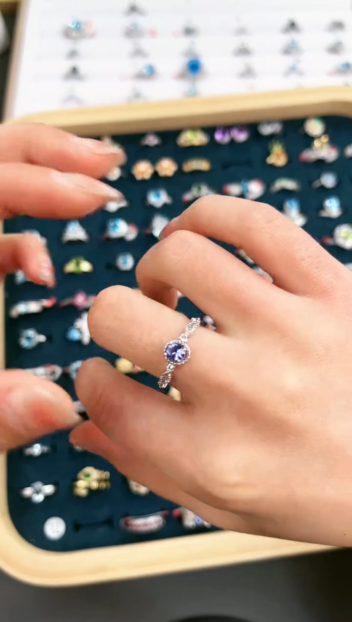 【闪购商品】坦桑石戒指银S925镶嵌Q-015