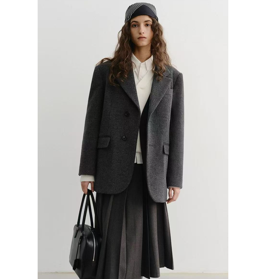 AW251185  Dunst秋冬前襟层叠式羊毛羊绒西服大衣