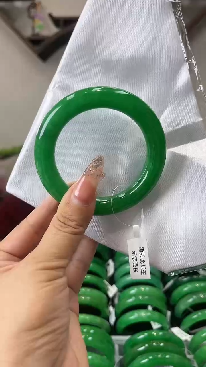 【闪购商品】砖雕闪44 圈口55 独货手镯