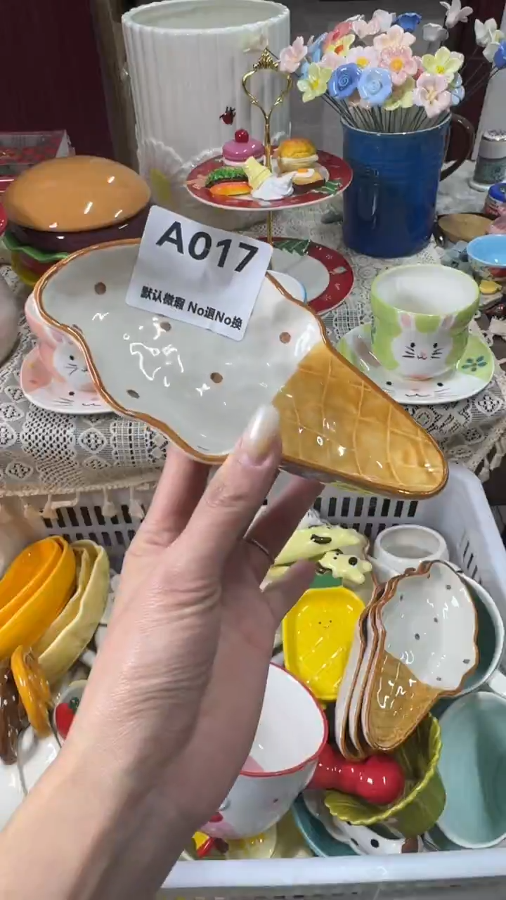 摆件陶ᥫ****y默认微瑕！完美主义者慎拍！满20发货