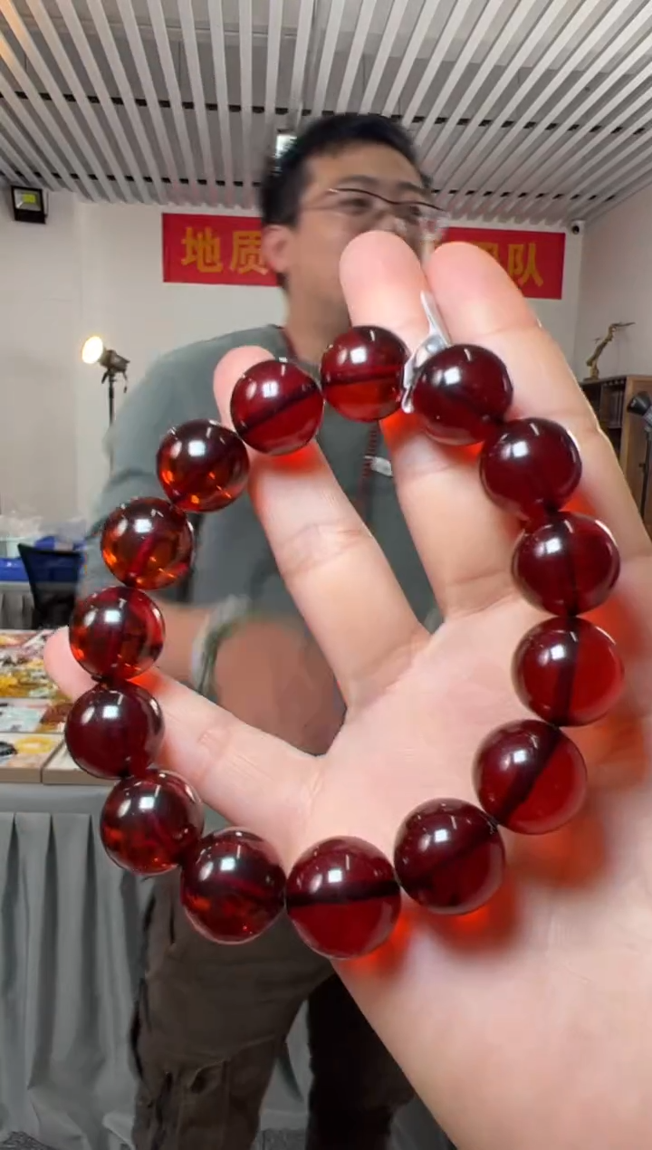 【闪购商品】琥珀手串未镶嵌约14+mm血珀圆珠单圈