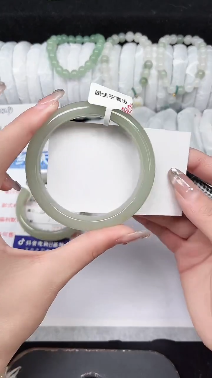 未镶嵌手镯石英质玉85-59/60