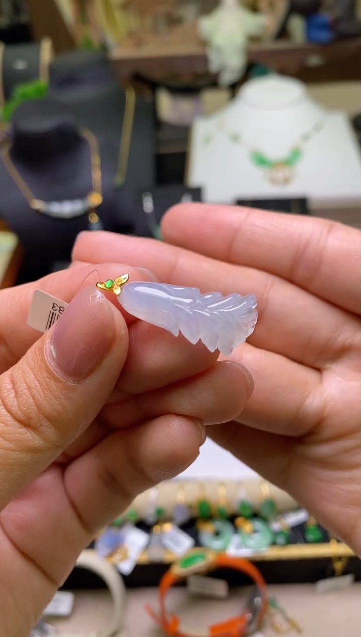 【闪购商品】翡翠颈饰18K金镶嵌净货16147