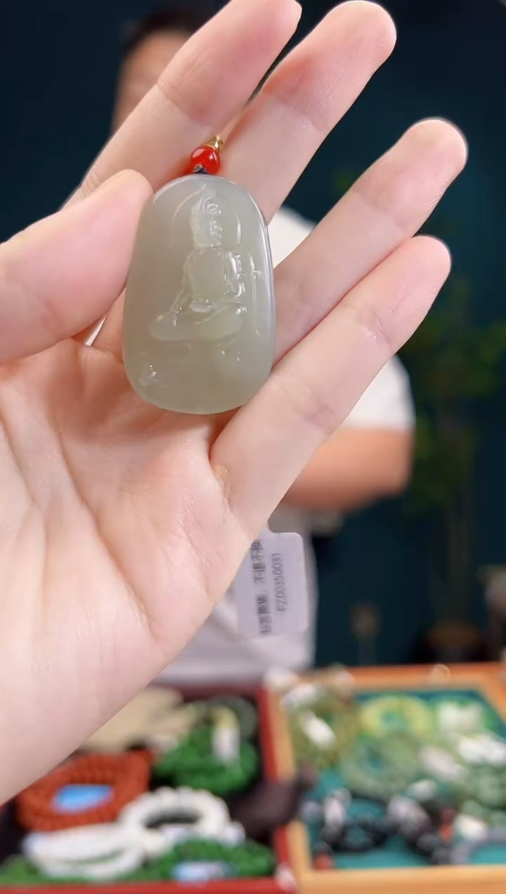 颈饰未镶嵌和田玉一物一证 拍一单发一个