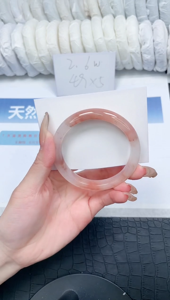【闪购商品】石英质玉手镯未镶嵌V355-58.6