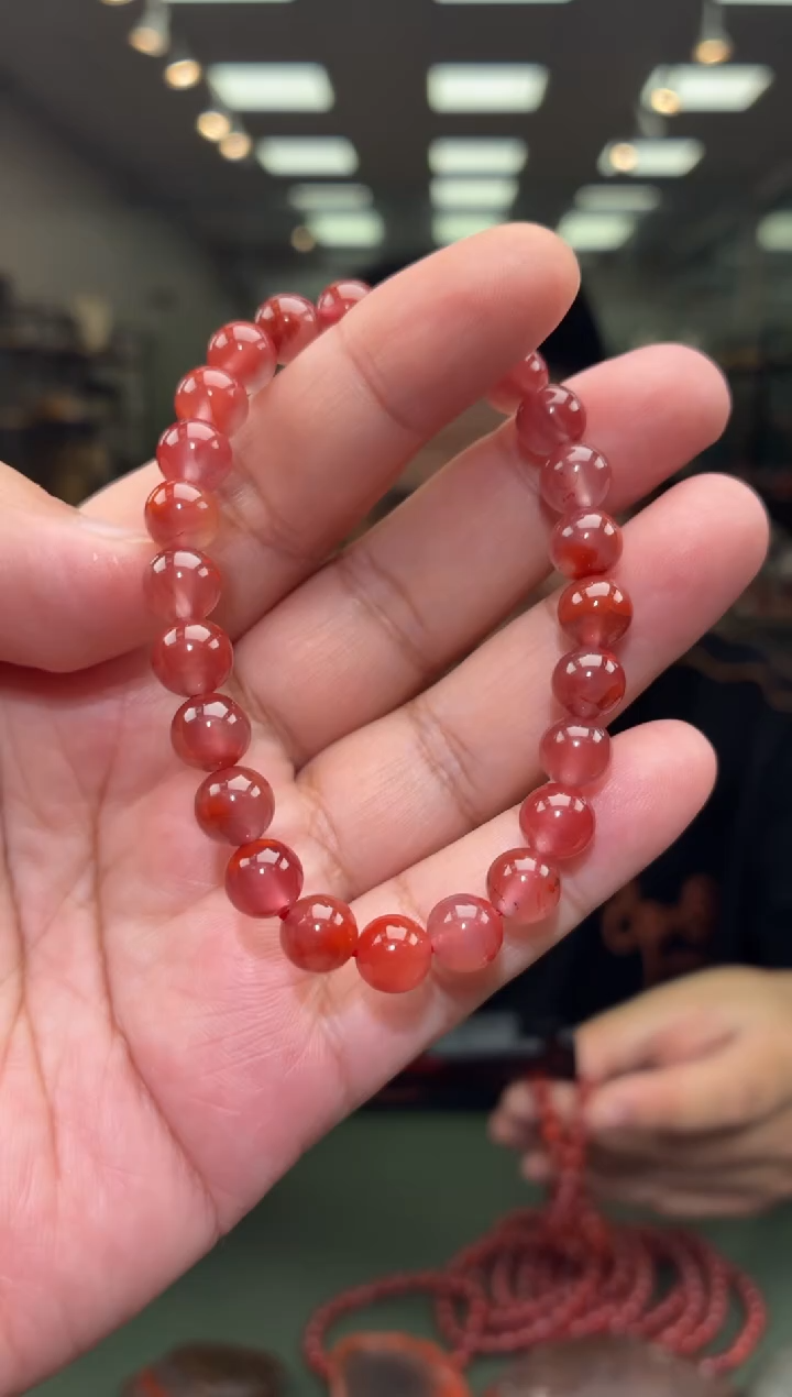 手串未镶嵌南红玛瑙单圈手串一条约7mm+多样性发货