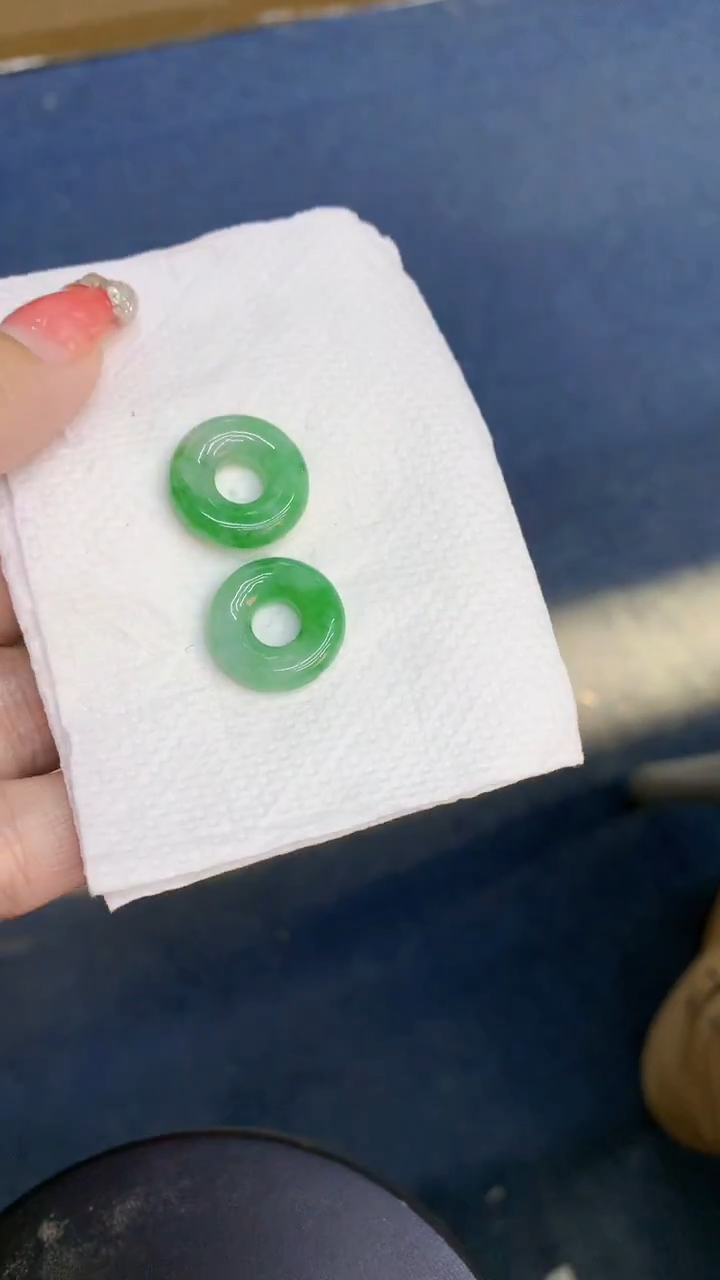 颈饰未镶嵌翡翠1