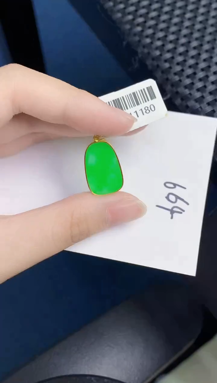 【闪购商品】翡翠颈饰18K金镶嵌000000000