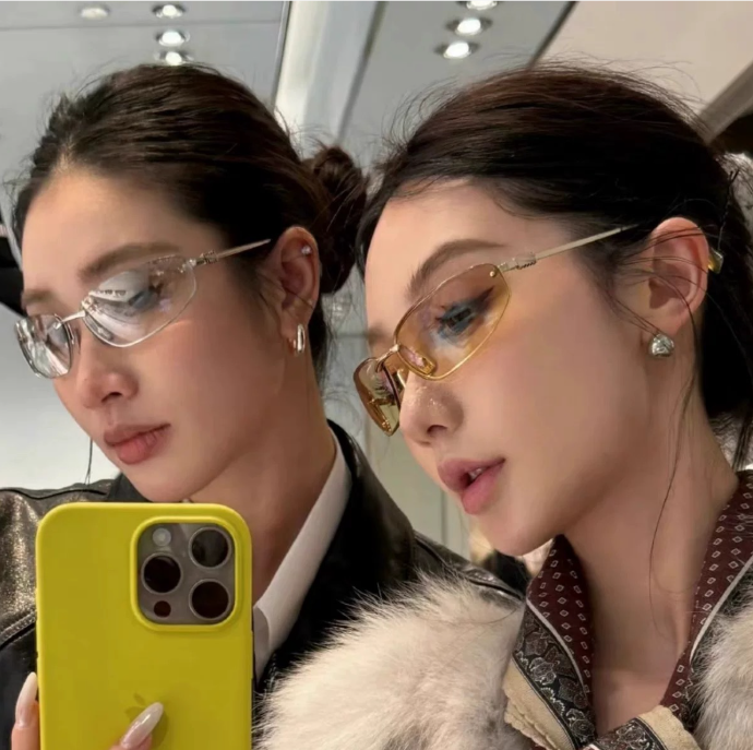 titi小姐姐 老钱风浅色酷帅潮流高级千禧辣妹水银眼镜