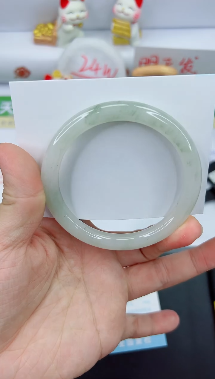 【闪购商品】石英质玉手镯未镶嵌1071-61