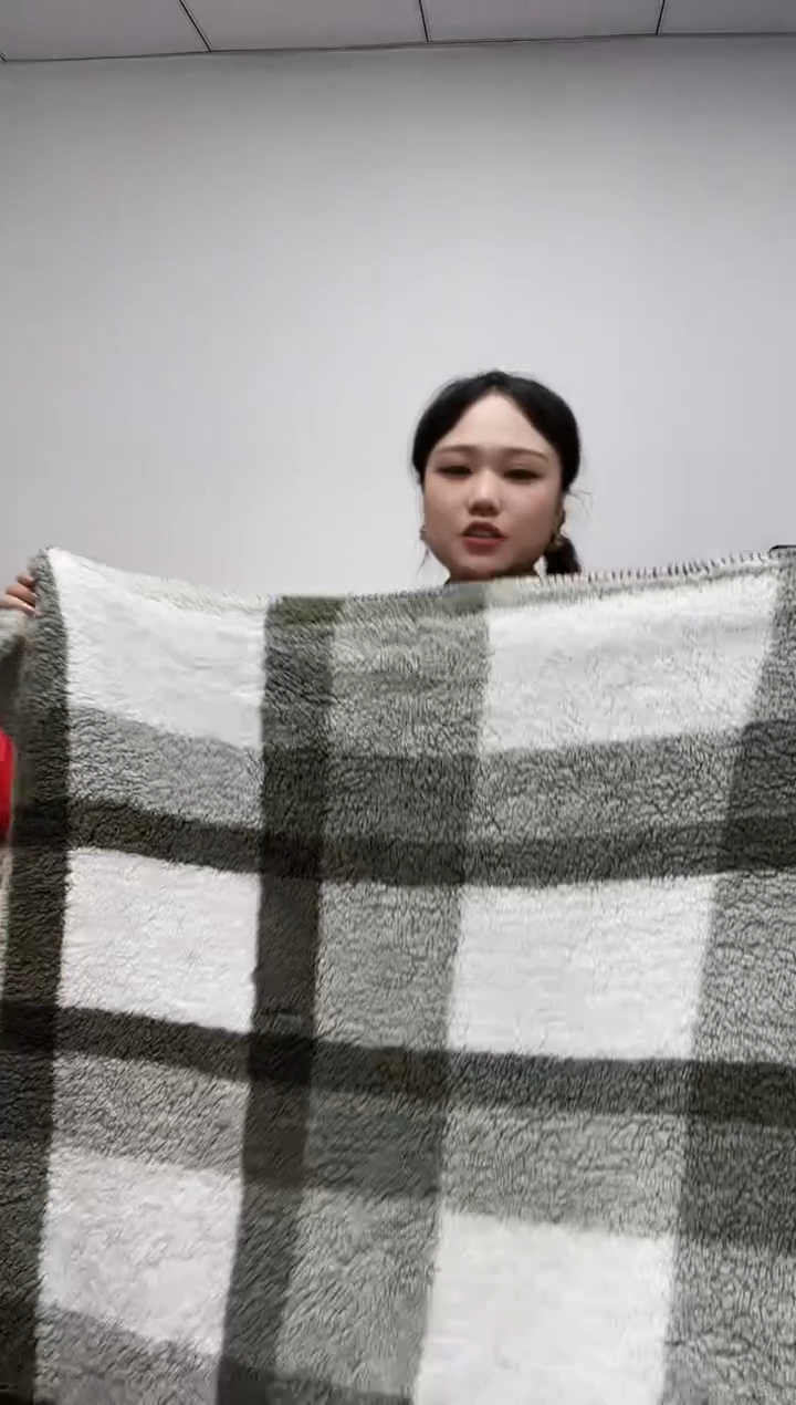 法兰绒2X1.5材质面料尺寸以主播介绍为准