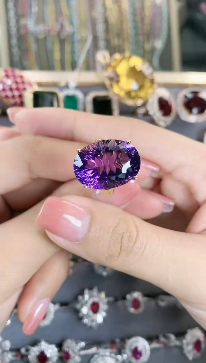 【闪购商品】紫晶戒指18K金镶嵌.....