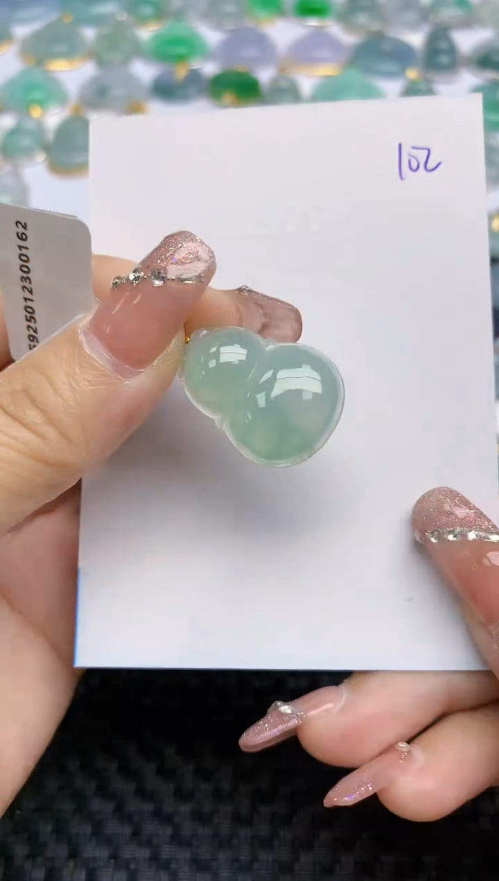 【闪购商品】翡翠颈饰18K金镶嵌天然A货翡翠 102