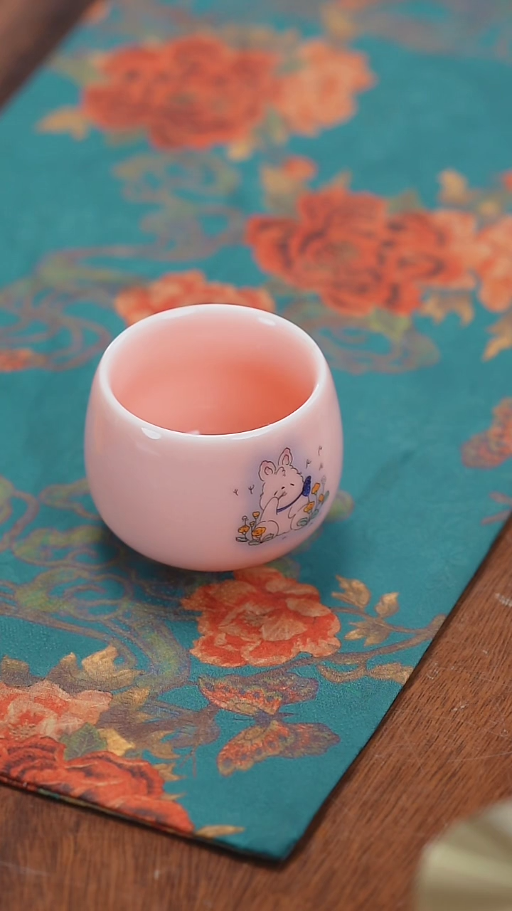 【闪购商品】粉色陶瓷杯子两个.......
