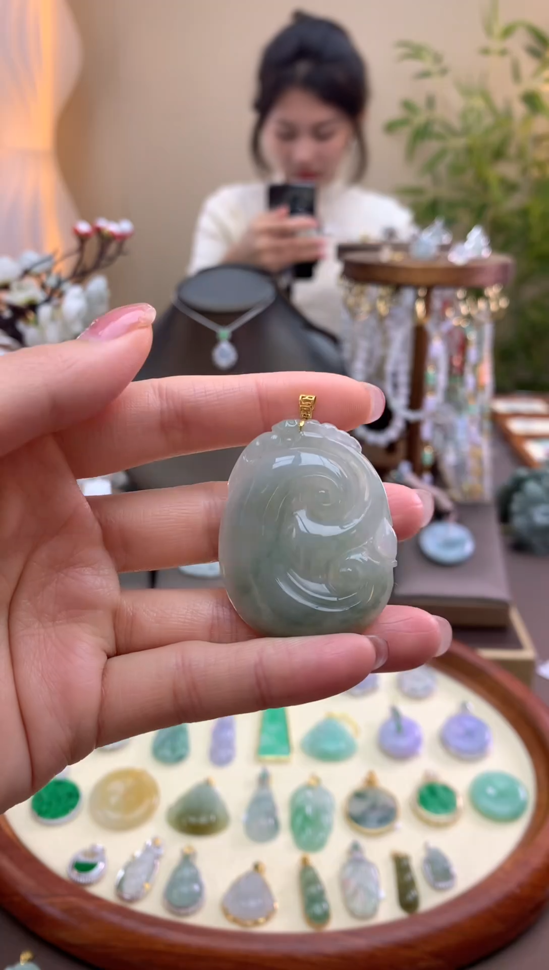 【闪购商品】翡翠颈饰18K金镶嵌如意