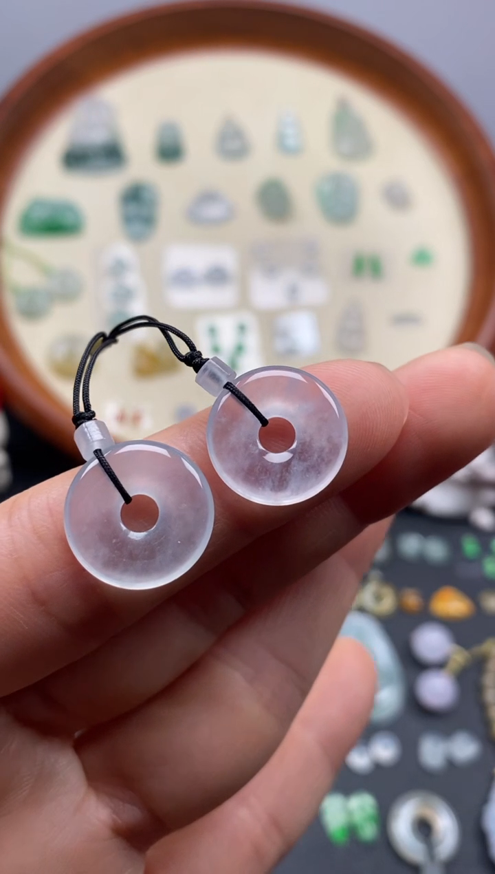 颈饰未镶嵌翡翠高冰圈圈1对/芬