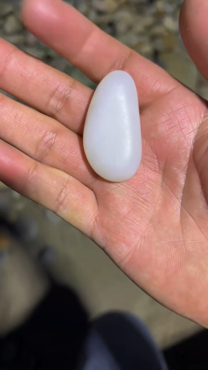 新疆和田小籽石一物一拍