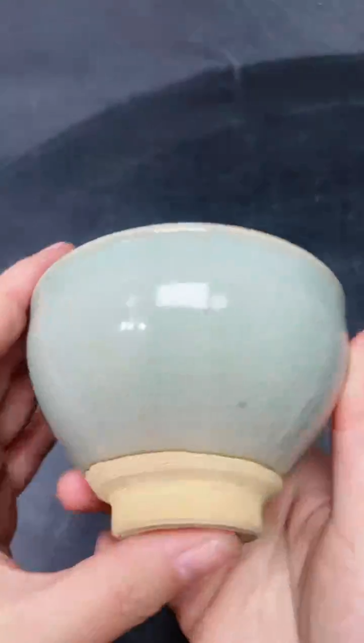 【闪购商品】茶盏240微瑕             