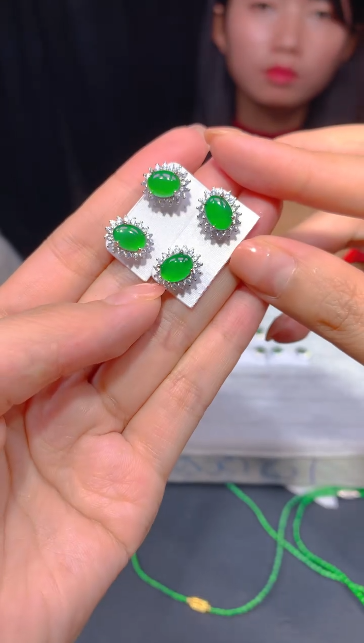 【闪购商品】定制翡翠未镶嵌75多样性发货（发其一）