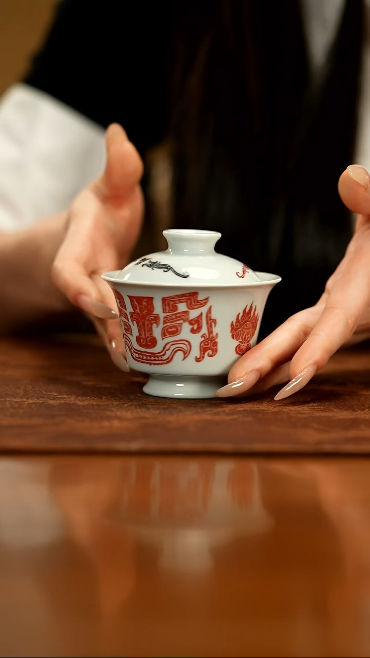 【闪购商品】瓷片朗月阁                 