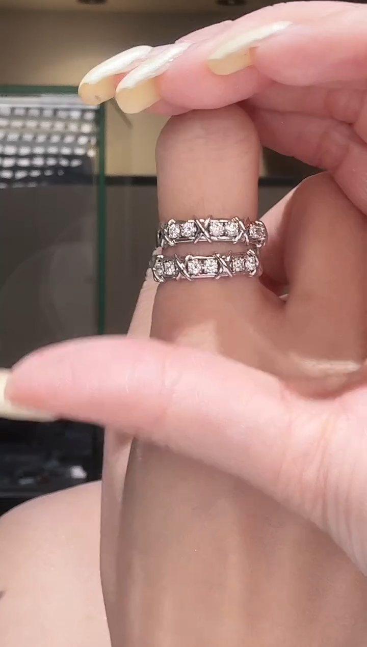 铂Pt950镶嵌戒指钻石白色力量戒指