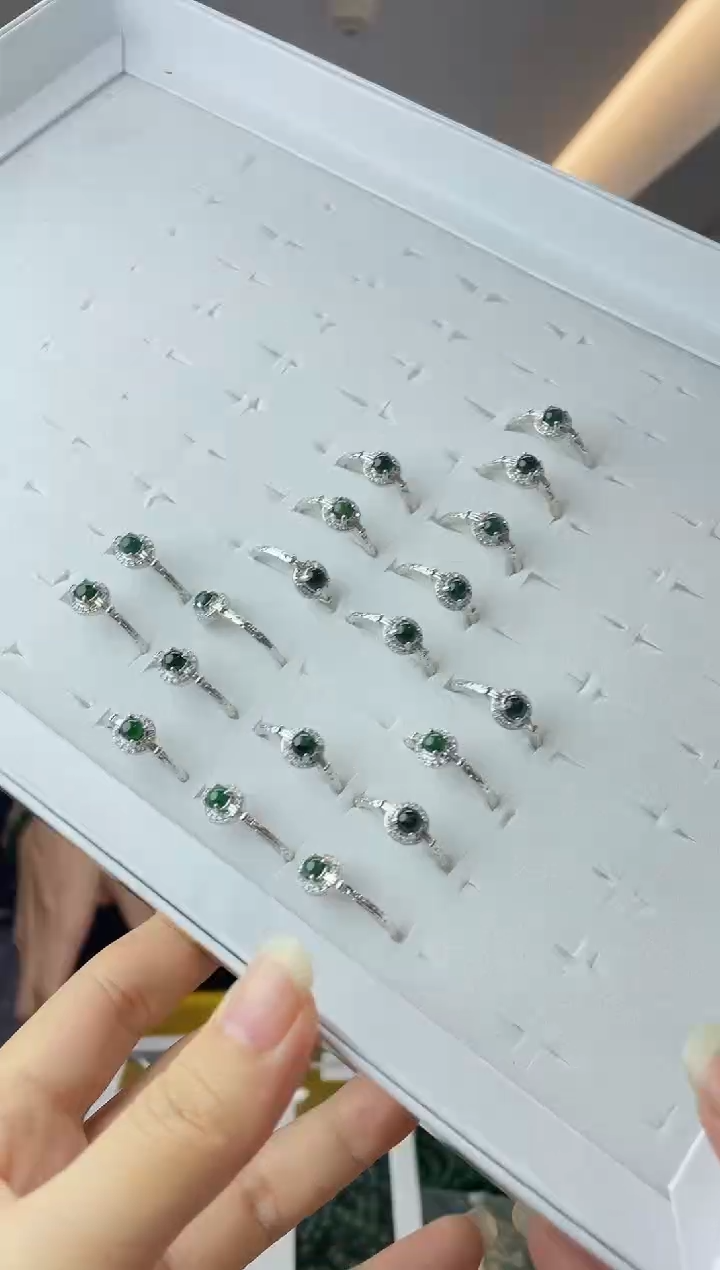 【闪购商品】翡翠戒指未镶嵌多样性一件发货