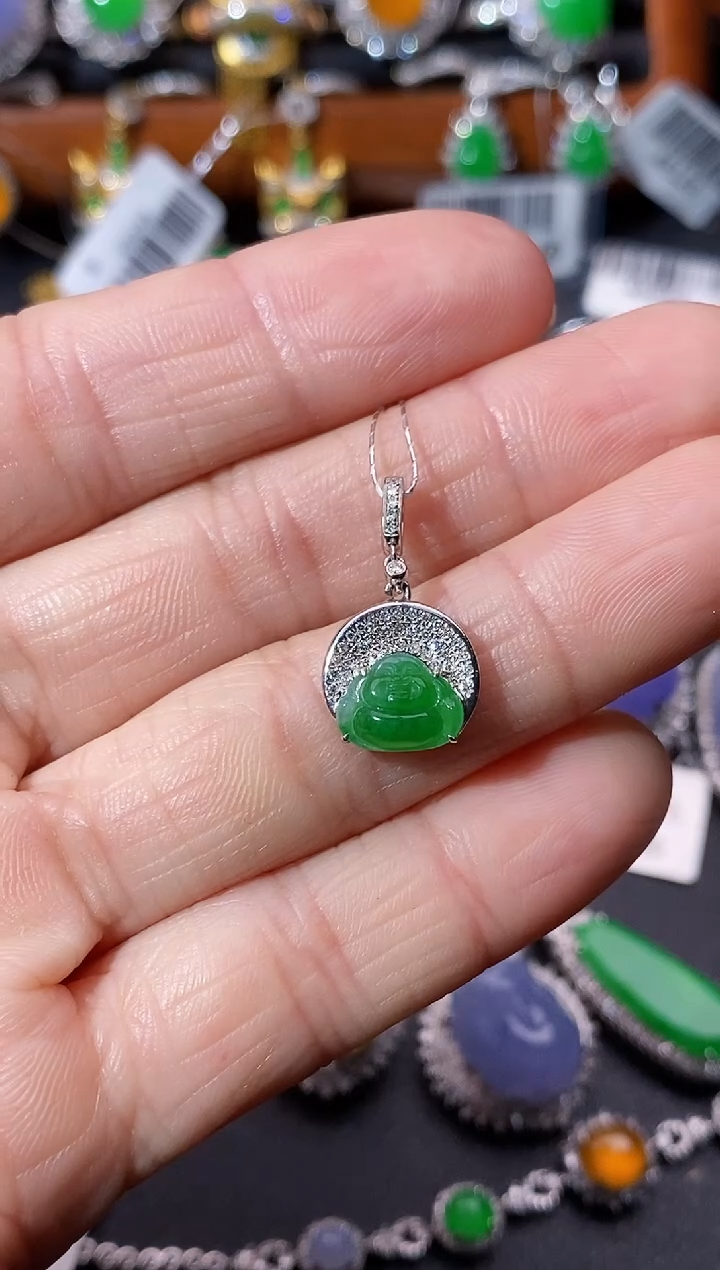 【闪购商品】翡翠吊坠(不含链)18K金镶嵌吊坠