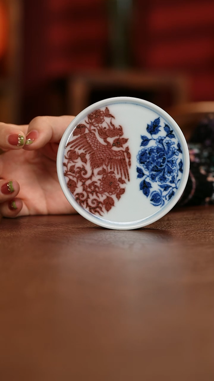 【闪购商品】青花釉里红牡丹凤纹壶承