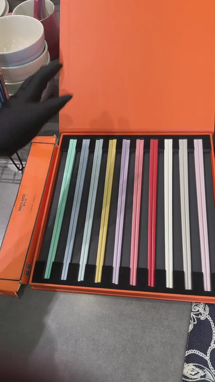 【闪购商品】瓷10色筷子