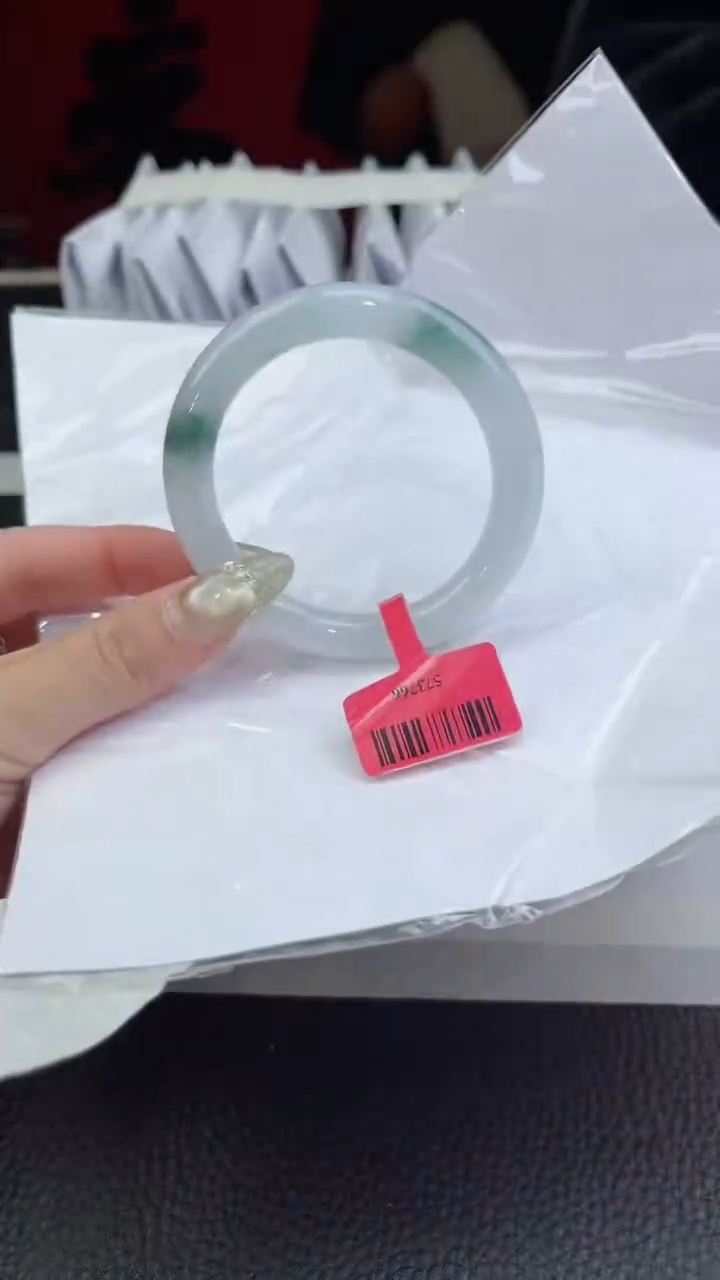 【闪购商品】翡翠手镯未镶嵌翡翠手镯