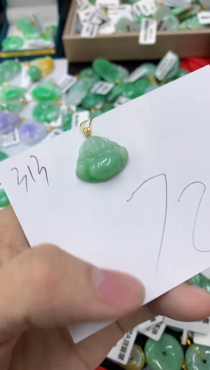 【闪购商品】翡翠18K金镶嵌颈饰111111111