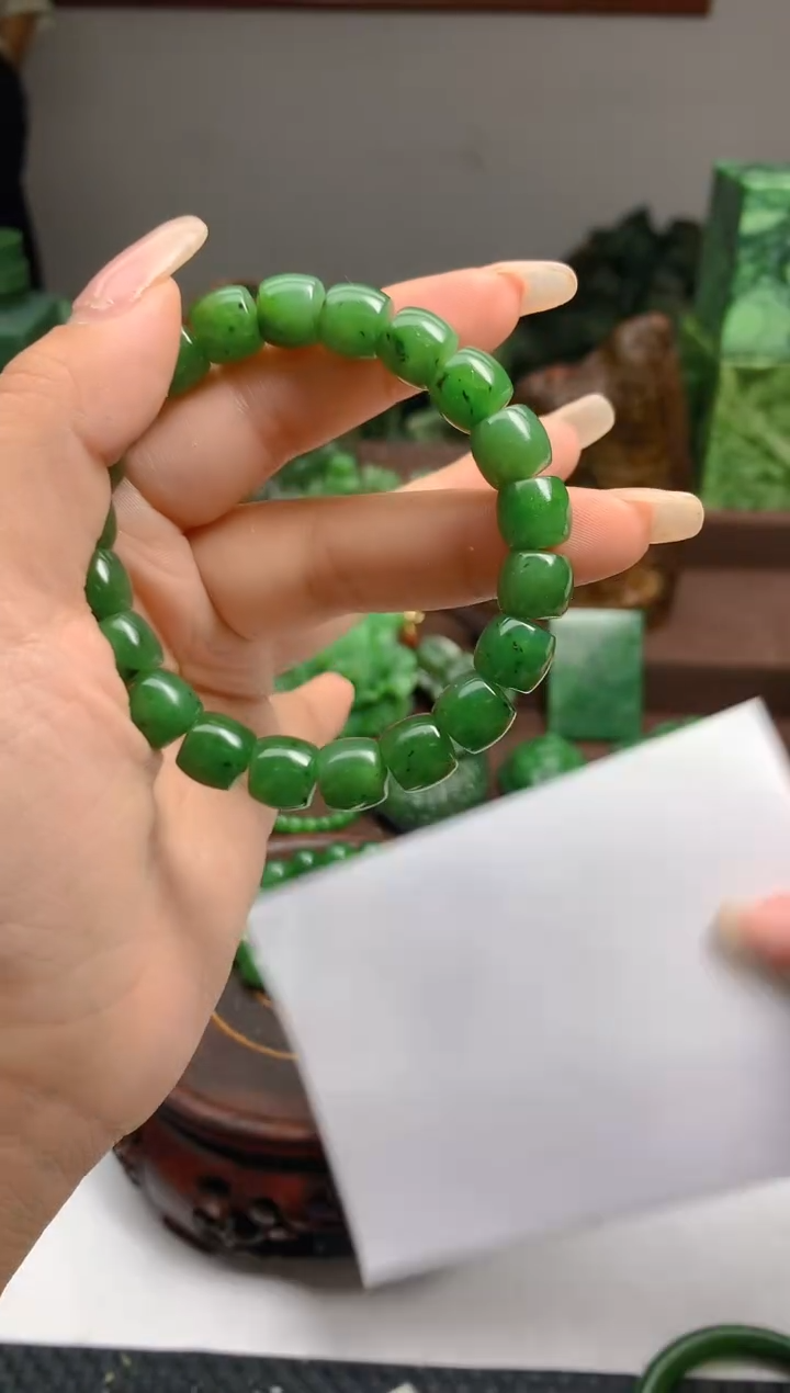 手串未镶嵌和田玉（碧玉）1
