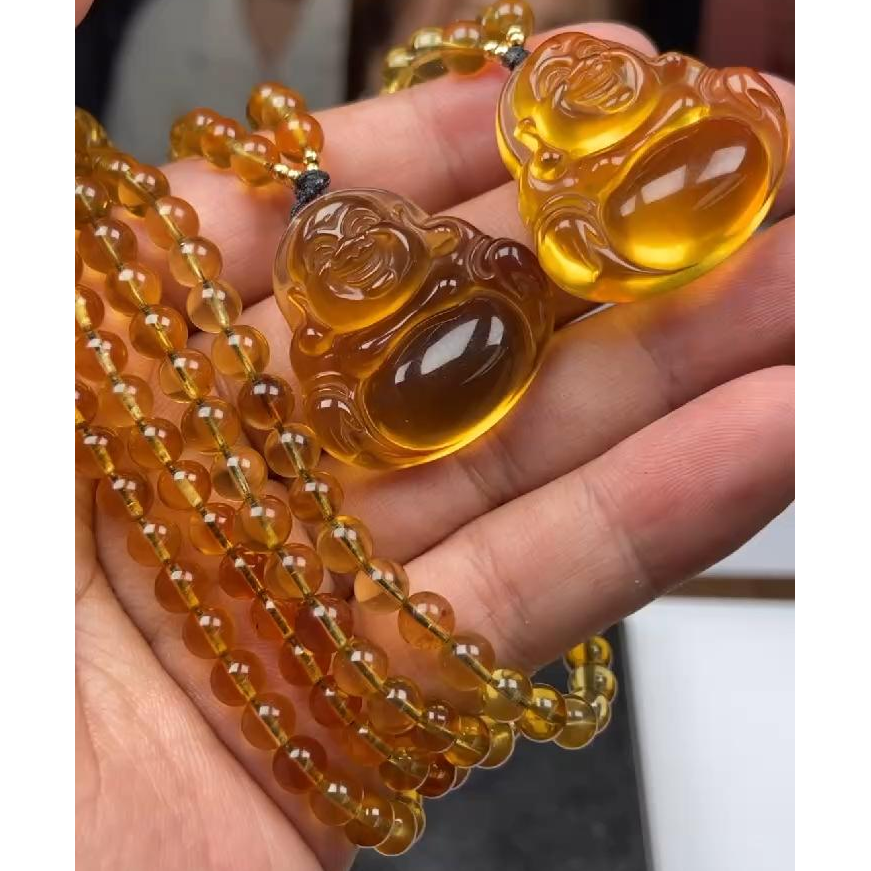 天然琥珀吊坠（多样性发其一）228FS0717