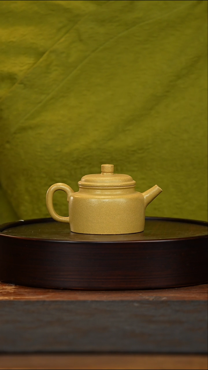 茶壶紫砂德钟壶160cc   