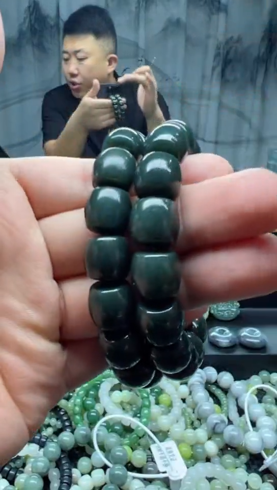 未镶嵌手串和田玉沙枣青直切卡14纯天然拍一发一