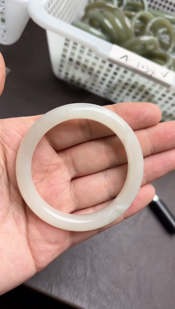 未镶嵌手镯和田玉X-11（55mm）