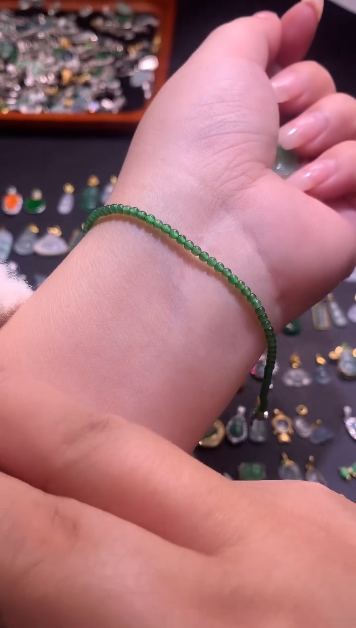 【闪购商品】翡翠吊坠(不含链)未镶嵌1