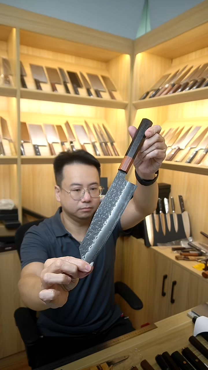 大马士革钢锻打切付牛刀