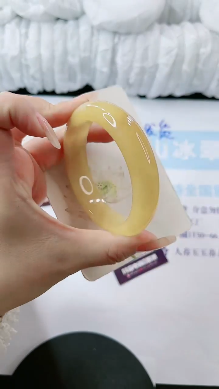 【闪购商品】石英质玉手镯未镶嵌多样性发货S216