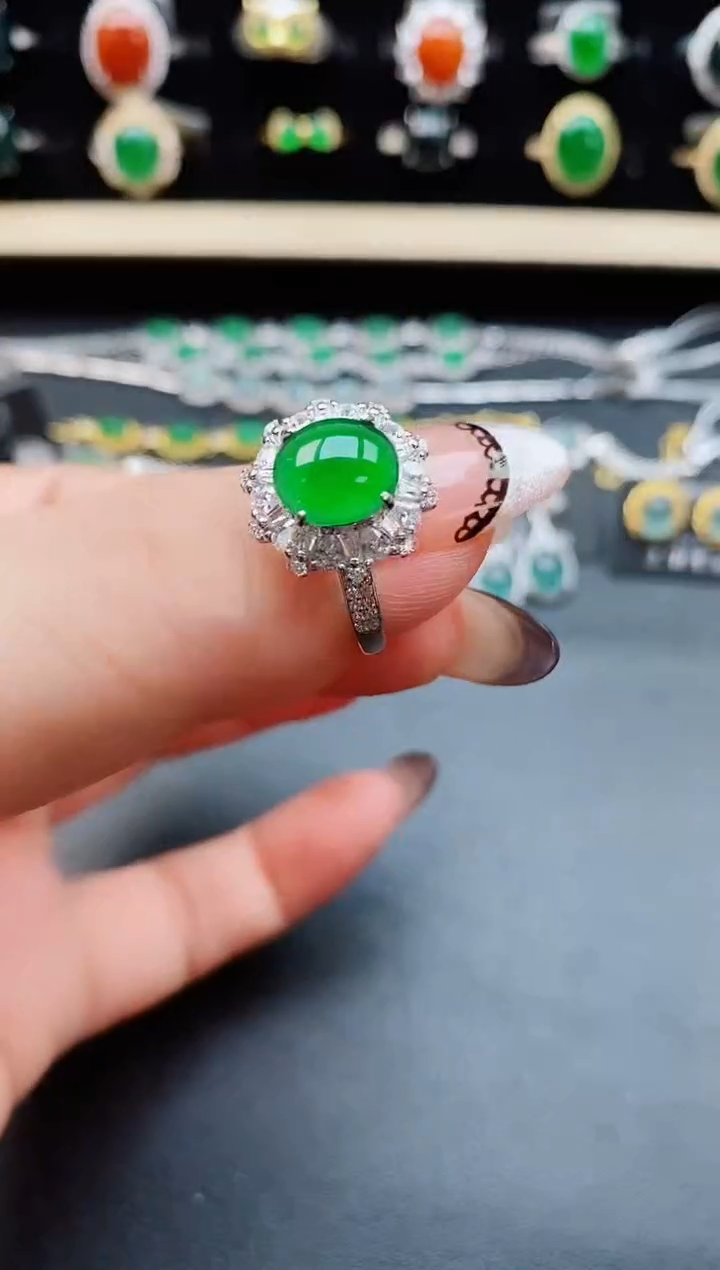 翡翠戒指银S925镶嵌60000