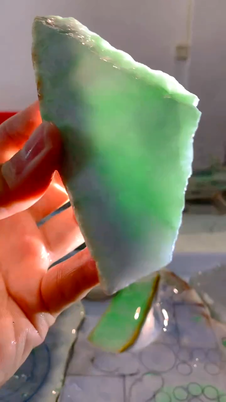 翡翠未镶嵌颈饰缅甸A货翡翠53
