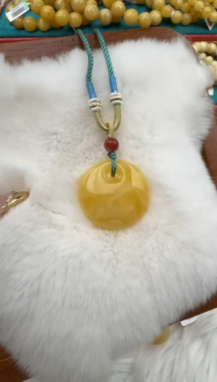 裸石琥珀未镶嵌XD624