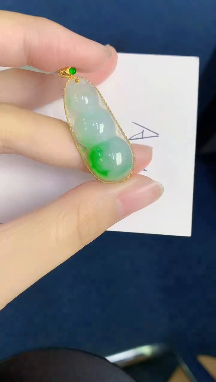 翡翠18K金镶嵌颈饰天然翡翠緬甸A貨