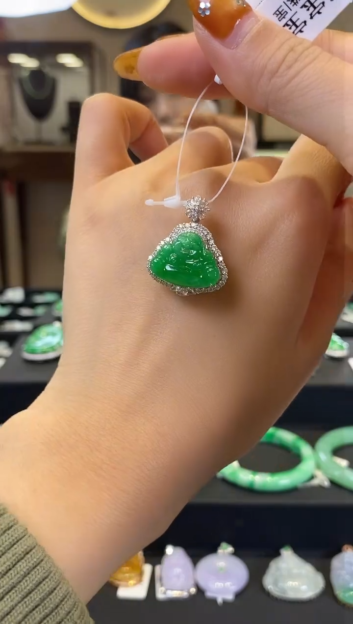 【闪购商品】翡翠颈饰18K金镶嵌D0734 佛公 含运营费