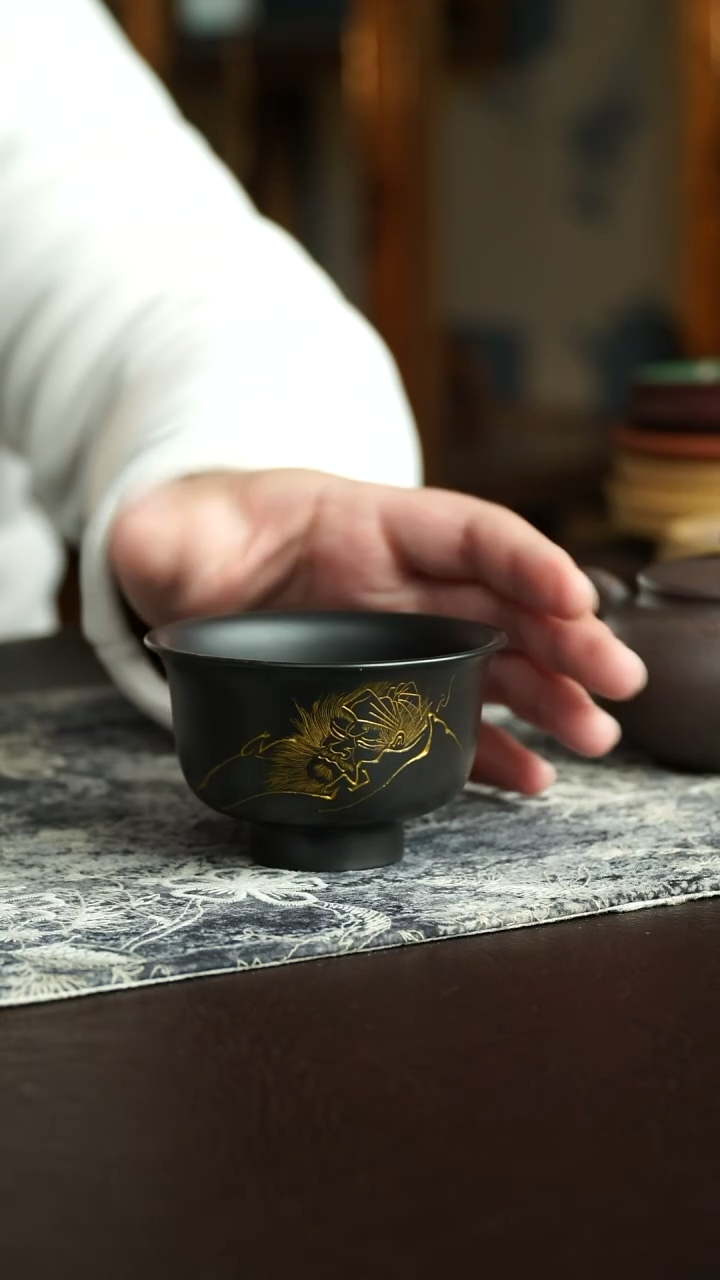 茶杯紫砂38号 朱泥手刻系列主人杯 宜兴紫砂原矿作品